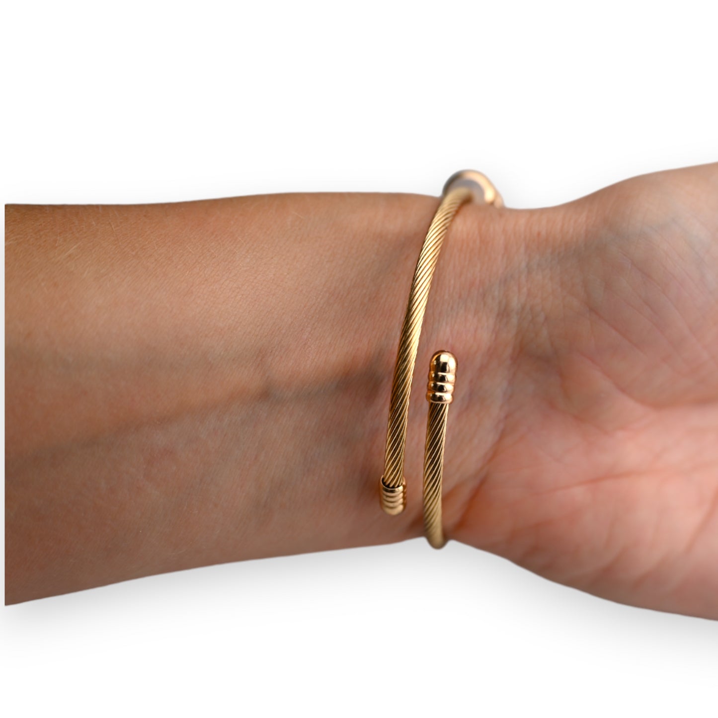 Bracelet charms rigide doré et bleu boule strass