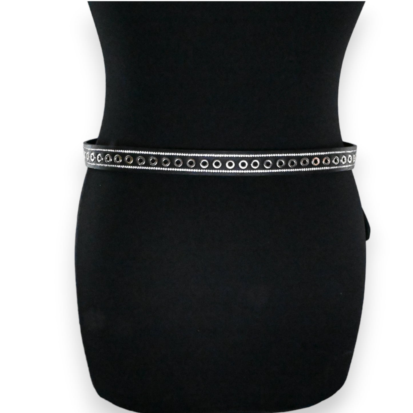 Ceinture noire cloutée et strassée femme