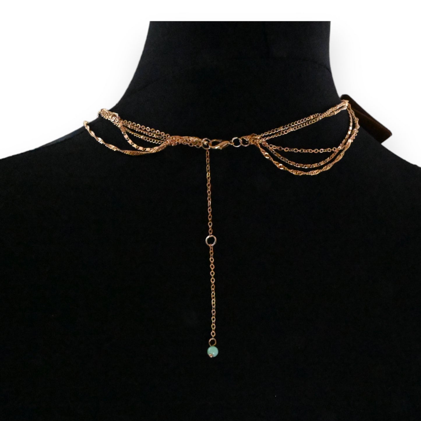 Collier fantaisie 5 rangées pierres nuance verte