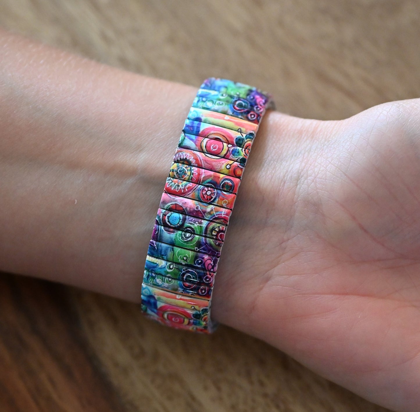 Montre femme élastique multicolore Ernest E64001