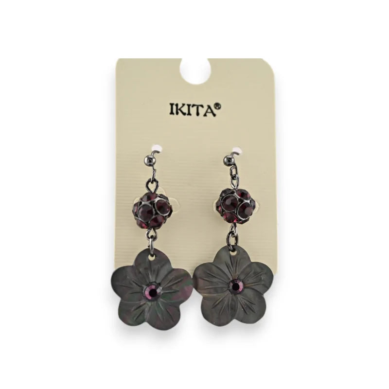 Boucles d'oreilles métal argenté fleur nacrée  marque Ikita