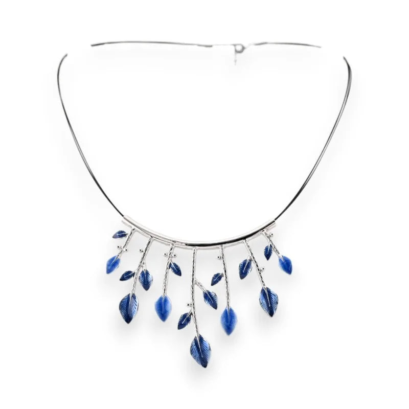 Collier argenté avec pendentifs feuilles bleus et argentés, bijou élégant Ikita