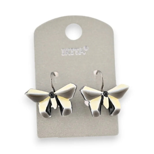 Boucles d'oreilles papillon noir et blanc de chez Ikita