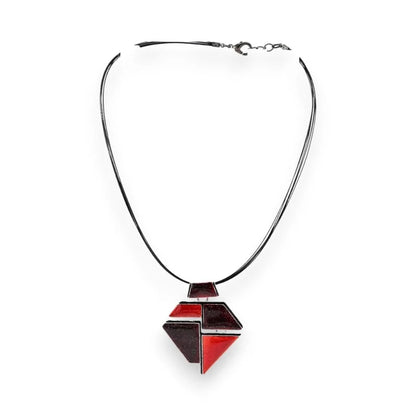 Collier pendentif géométrique rouge et noir Ikita, bijou moderne sur cordon fin