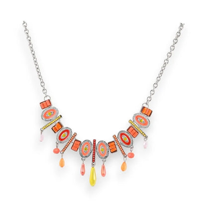 Collier fantaisie argent avec pendentifs orange et jaunes, style bohème chic