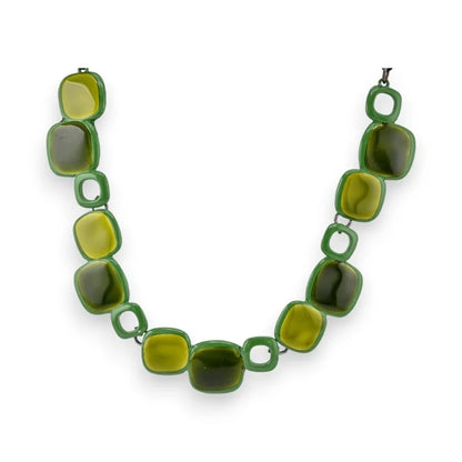 Collier Fantaisie Carré nuances Kaki de chez Ikita