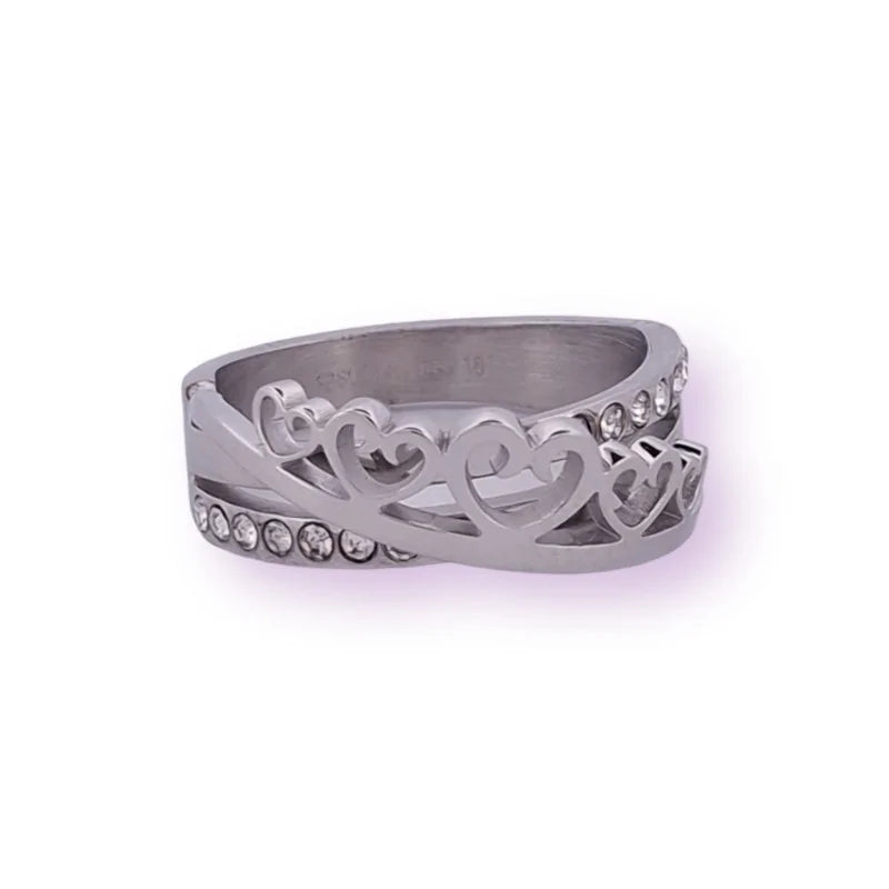 Bague en acier argenté avec motifs de cœurs entrelacés et strass incrustés