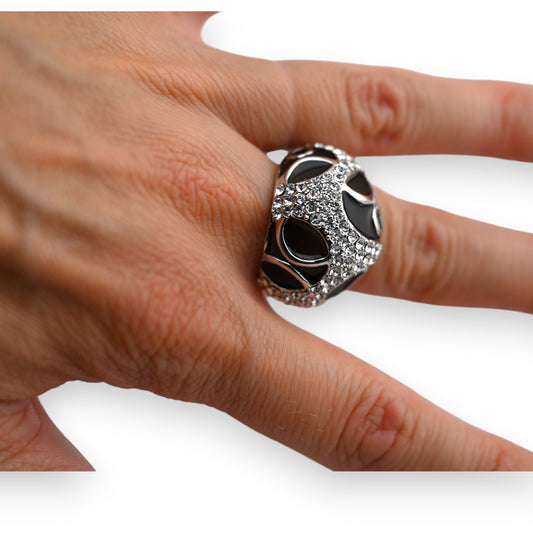 Bague fantaisie argentée strass et  pierres noires
