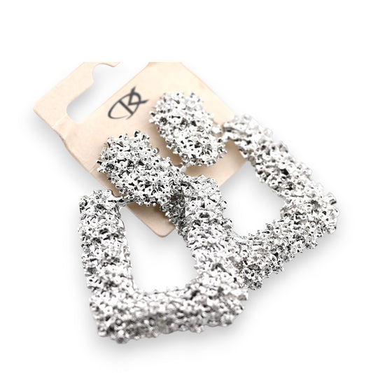Boucle d'oreille fantaisie argentée rectangle relief