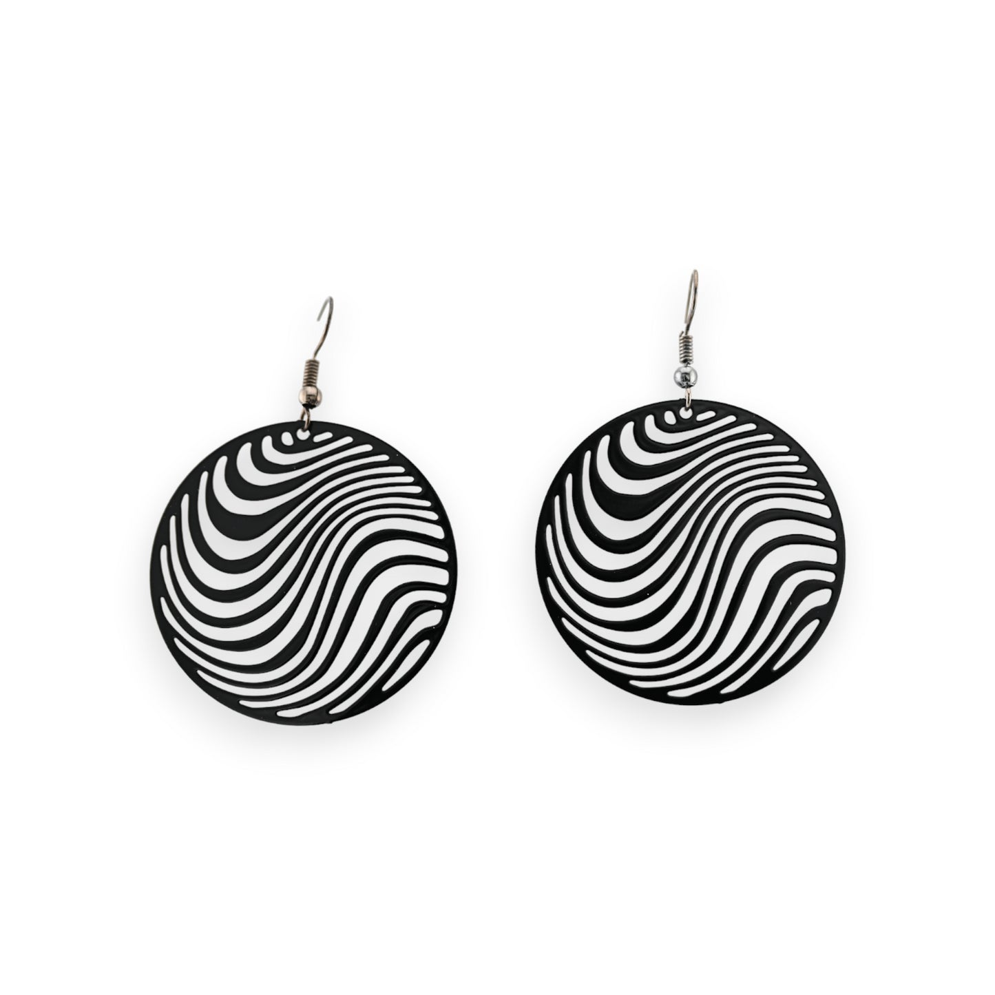 Boucle d'oreille ronde vague noir mat dentelle métal