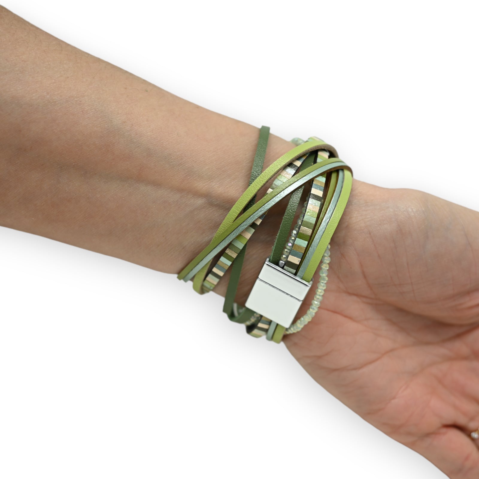 Bracelet double tours nuances de vert et perles