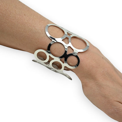 Bracelet manchette argenté motif rond