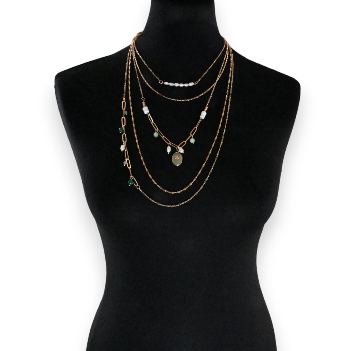 Collier fantaisie 5 rangées pierres nuance verte