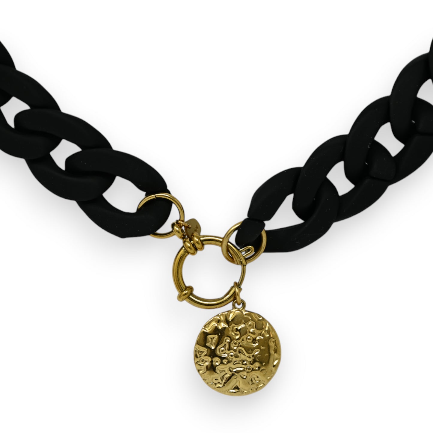 Collier fantaisie chaine résine noires médaillon sculpté doré