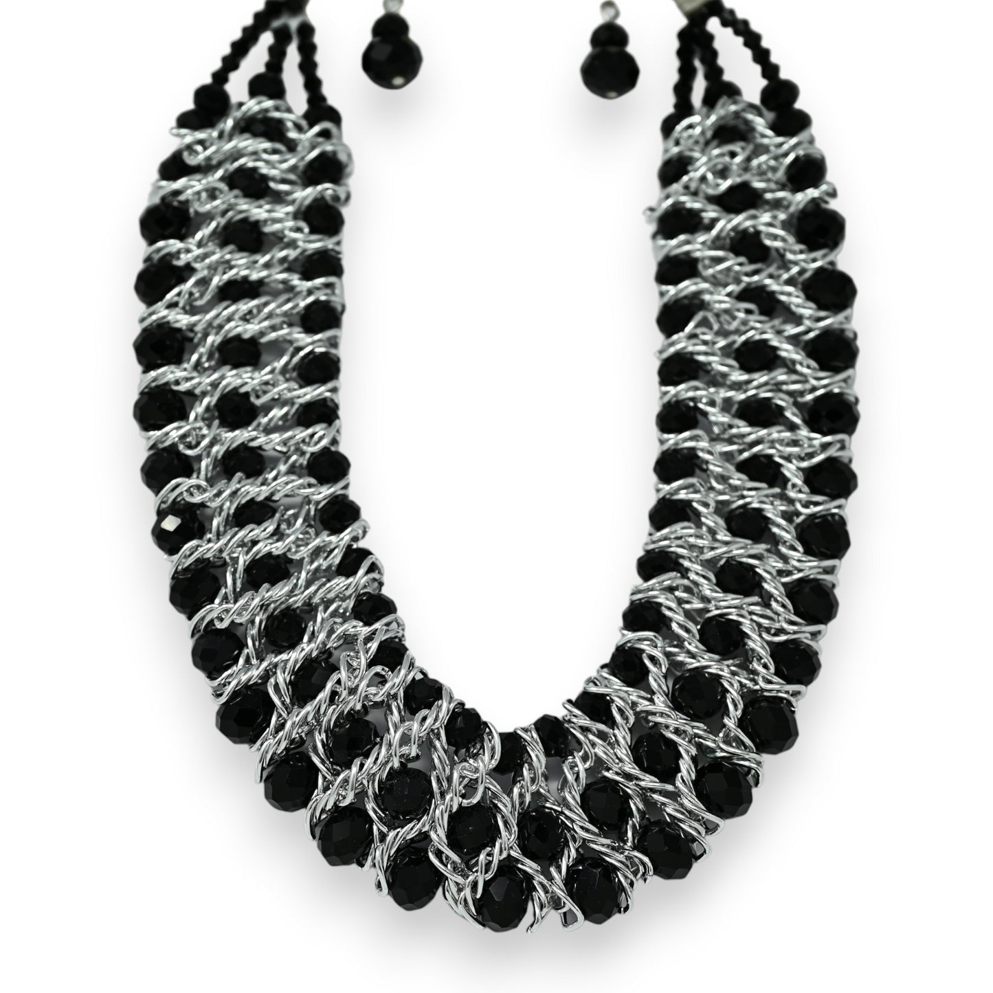 Collier fantaisie ras de cou noir et argenté habillé