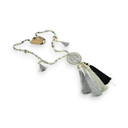 Collier sautoir fantaisie gris médaillon arbre de vie pompon