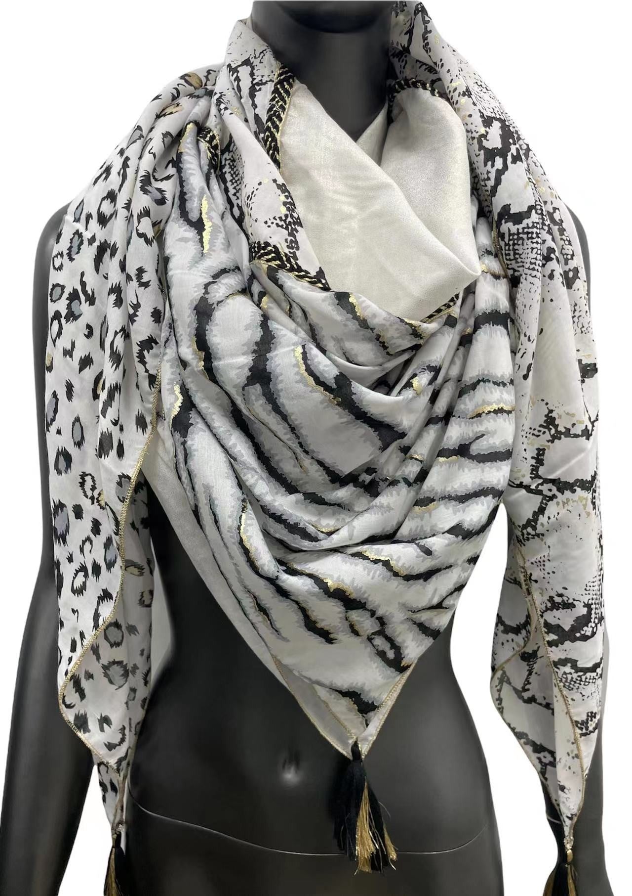 Foulard patchwork léopard et zèbre noir et blanc