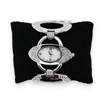 Montre fantaisie argentée forme design strass
