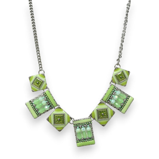 Parure fantaisie carré patchwork nuances vertes